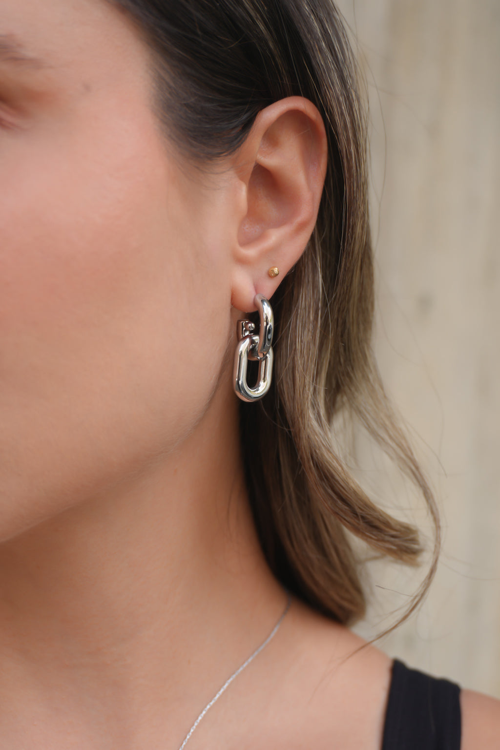 Arete Vela