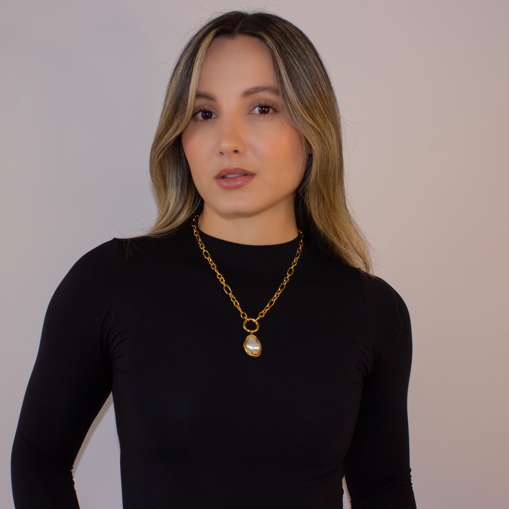 Collar Burdeos